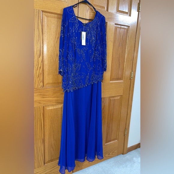 Women's Formal Dress Plus Size 22W J Kara 3/4 Sleeve Long Beaded